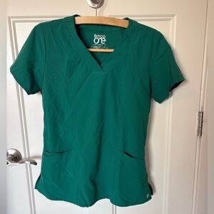 Barco One Womens Green Scrub Set
